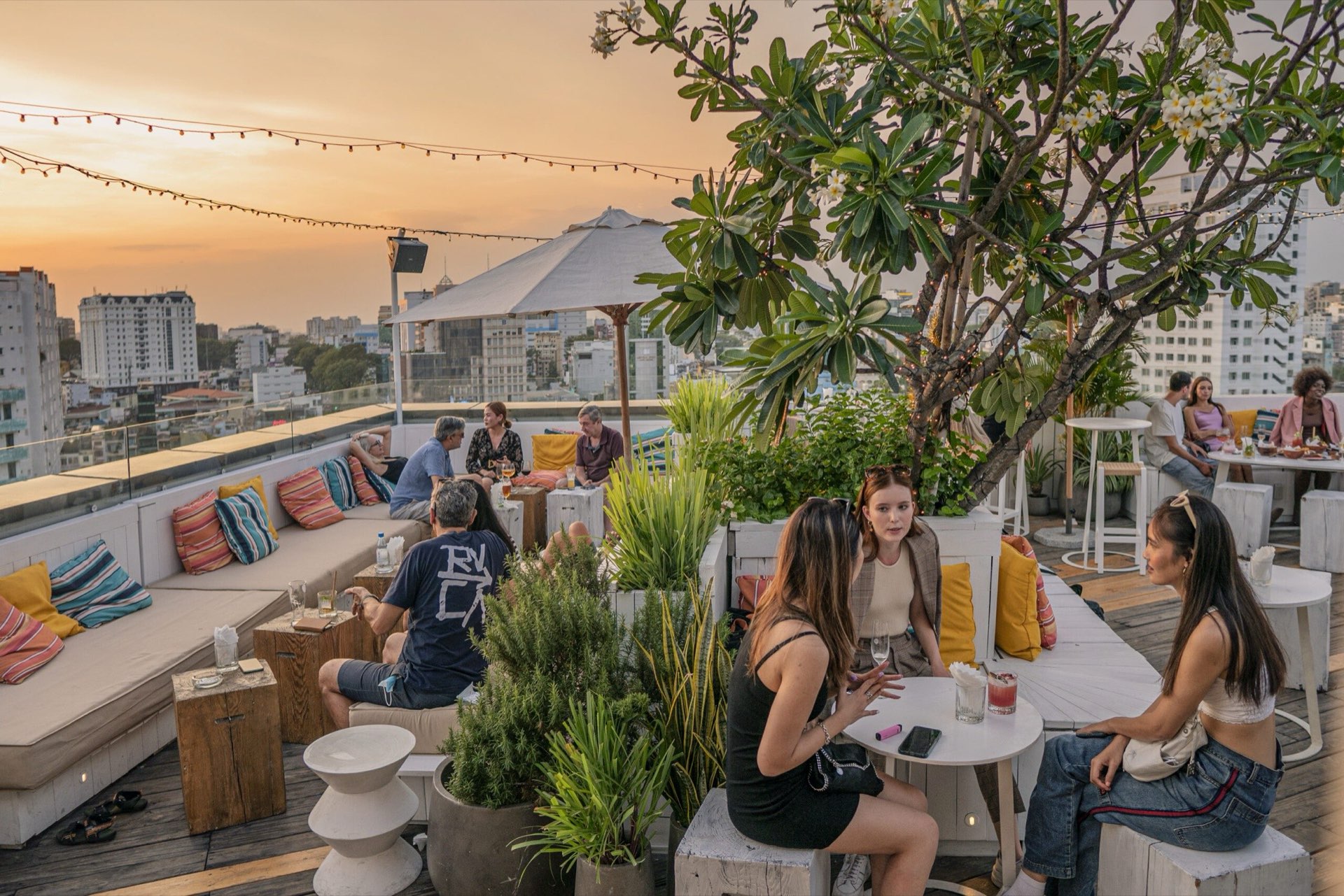 Sunset on the Banana Mama rooftop terrace